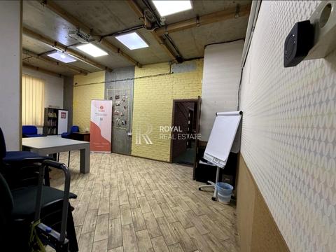 комерційна за адресою Патріарха Мстислава Скрипника вул., 40