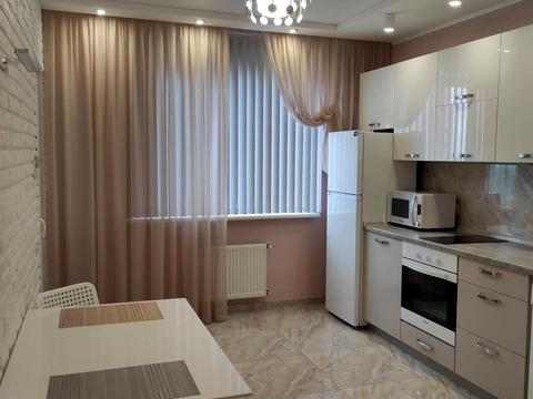 квартира за адресою Академіка Сахарова вул., (30 перлина)