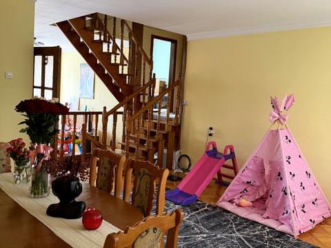 будинок за адресою перемоги, 81