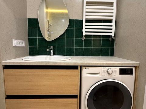 квартира по адресу Героев Майдана ул., 5