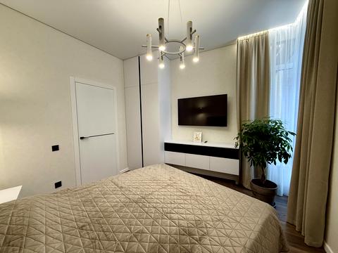 квартира за адресою Краснова вул., 1-Б