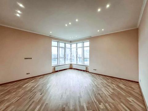 комерційна за адресою Кловський узвіз, 7a