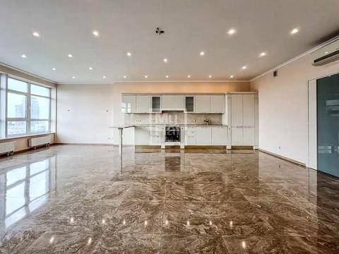 комерційна за адресою Кловський узвіз, 7a
