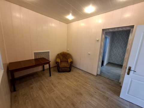 комерційна за адресою Андрія Головка вул., 31