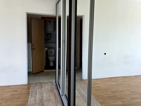 квартира за адресою Метробудівська вул., 12