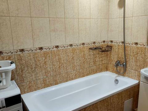 квартира по адресу Радистов ул., 4
