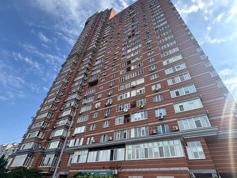 квартира за адресою Ревуцького вул., 9