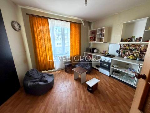 квартира за адресою Академіка Булаховського вул., 5-Б
