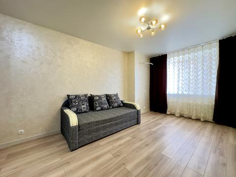 квартира за адресою Зодчих вул., 17