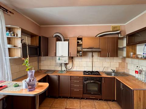 квартира за адресою Тролейбусна вул., 28