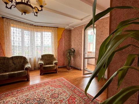 квартира за адресою Тролейбусна вул., 28