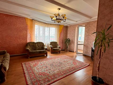 квартира за адресою Тролейбусна вул., 28