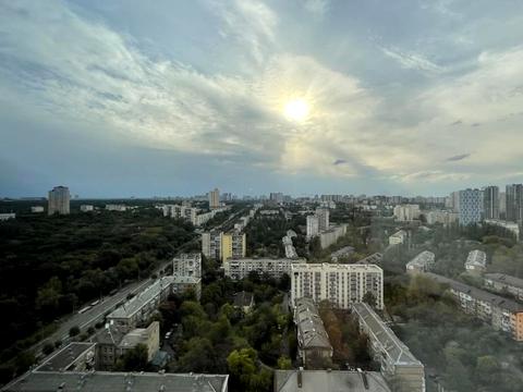 квартира за адресою Рея Бредбері вул., 2