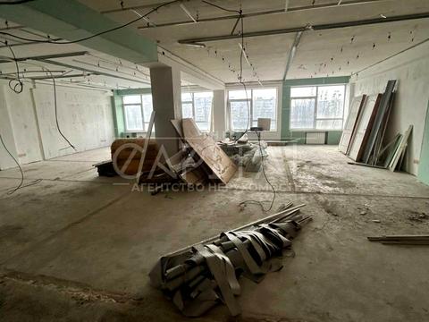 комерційна за адресою Соборності просп. (Возз'єднання), 17 к2