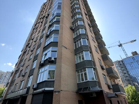 квартира за адресою Василя Тютюнника вул. (Анрі Барбюса), 16