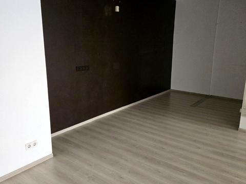 комерційна за адресою Анни Ахматової вул., 34