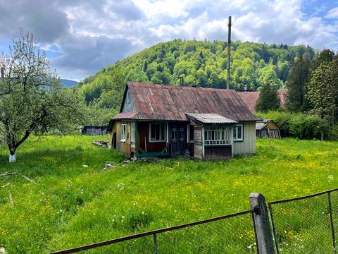 участок по адресу Свободи ул.
