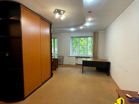 комерційна за адресою Повітряних Сил просп. (Повітрофлотський), 51