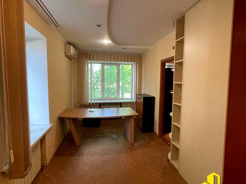 комерційна за адресою Повітряних Сил просп. (Повітрофлотський), 51