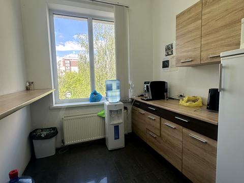 комерційна за адресою Марка Кропивницького вул. (Галана), 6