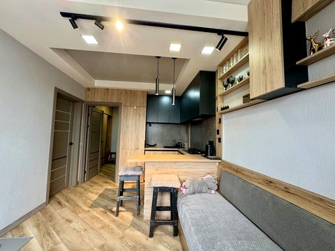 квартира за адресою Дмитра Коцюбайла вул., (Будинок)