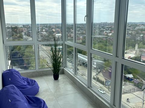 квартира за адресою Чорновола вул., 1
