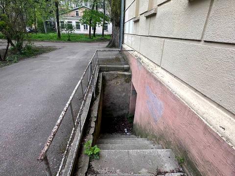 1865697767725600