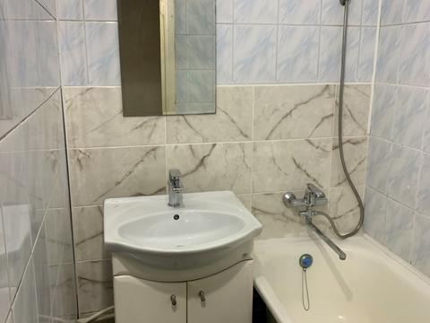 квартира за адресою Академіка Булаховського вул., 38