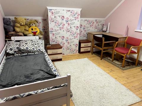 будинок за адресою Українська вул.