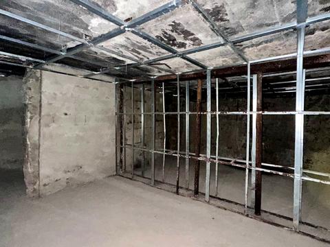 комерційна за адресою Європейська пл. (Катерининська), 30