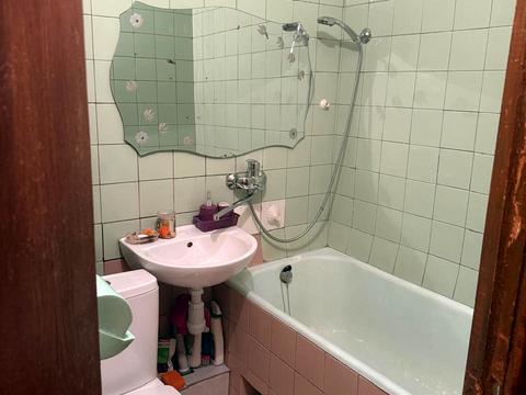 квартира за адресою Остапа Вишні вул., 7