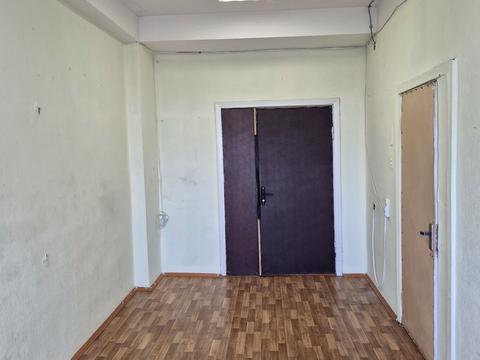 комерційна за адресою Гетьмана Павла Полуботка вул. (Попудренка), 52