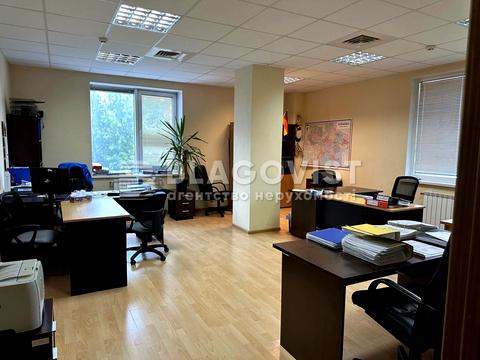 комерційна за адресою Юрія Шумського вул., 1
