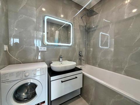 квартира за адресою Чорновола вул., 1