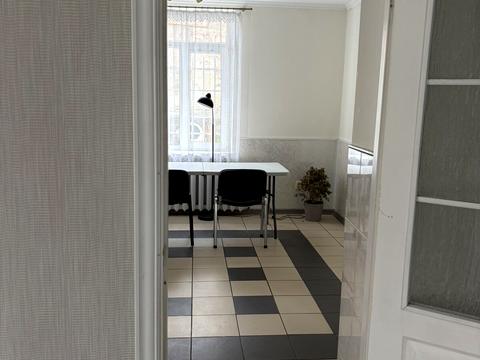 комерційна за адресою Миру вул., 51