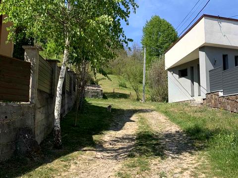 ділянка за адресою Церковна