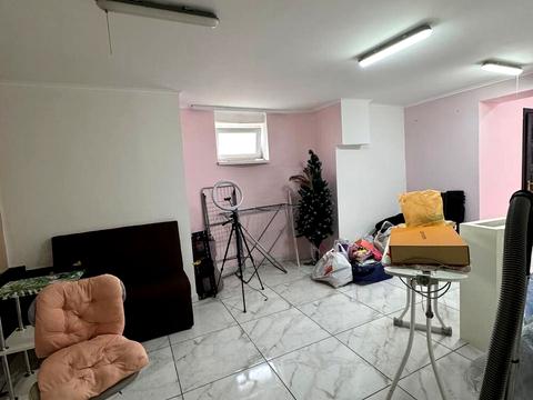 комерційна за адресою Кирила Трильовського вул., 25