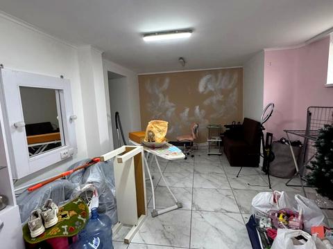 комерційна за адресою Кирила Трильовського вул., 25