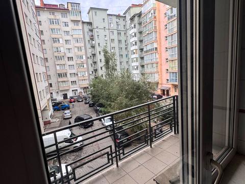 квартира за адресою Володимира Великого вул., 14