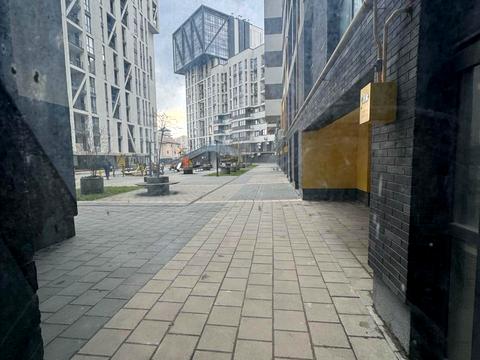 коммерческая по адресу Героев УПА ул., Будинок
