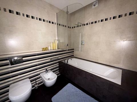 квартира за адресою Літературна вул., 1а