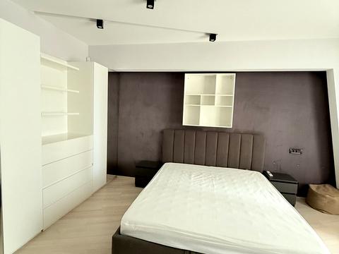 квартира за адресою Літературна вул., 1а