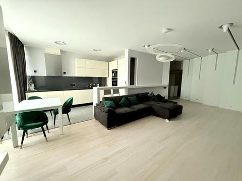 квартира за адресою Літературна вул., 1а