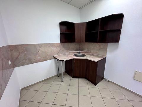 коммерческая по адресу Королеви Єлизавети ІІ ул. (Глинки), 2