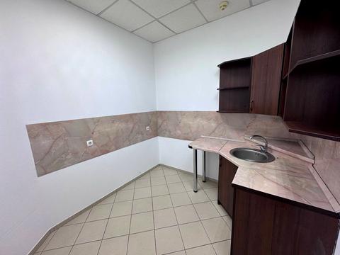 коммерческая по адресу Королеви Єлизавети ІІ ул. (Глинки), 2
