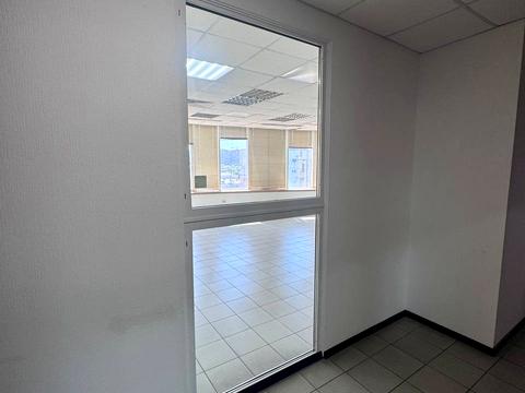 коммерческая по адресу Королеви Єлизавети ІІ ул. (Глинки), 2