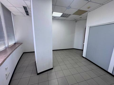 коммерческая по адресу Королеви Єлизавети ІІ ул. (Глинки), 2