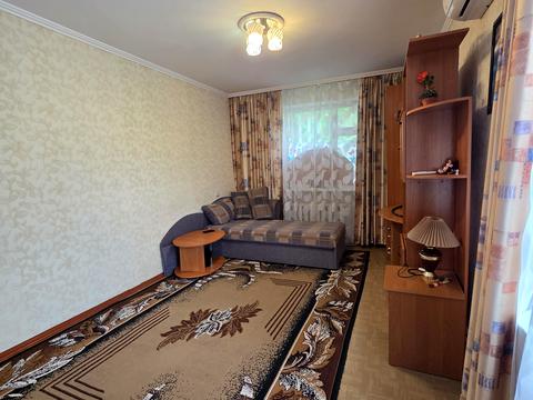 квартира за адресою Космонавтів вул., 74