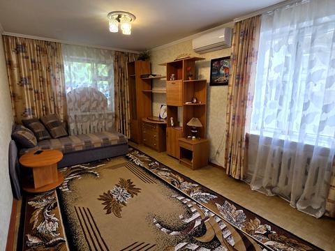 квартира за адресою Космонавтів вул., 74