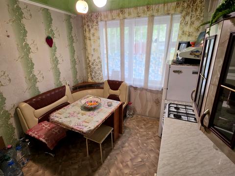 квартира за адресою Космонавтів вул., 74